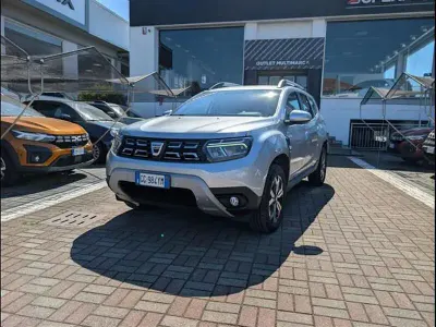 Usata Dacia Duster Prestige 116 CV (85 kW) 2022 Grigio chiaro SUV