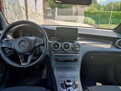 Usata Mercedes GLC250 Executive 204 CV (150 kW) 2018 Grigio SUV