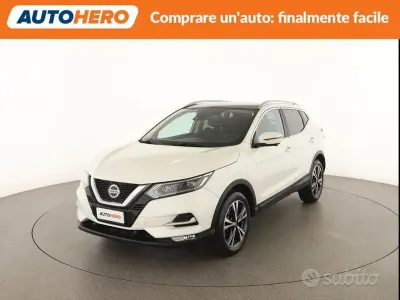 Usata Nissan Qashqai N-Connecta 140 CV (102 kW) 2019 Bianco SUV