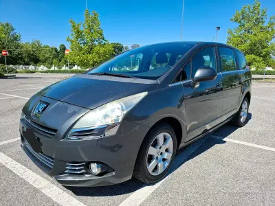 Usata Peugeot 5008