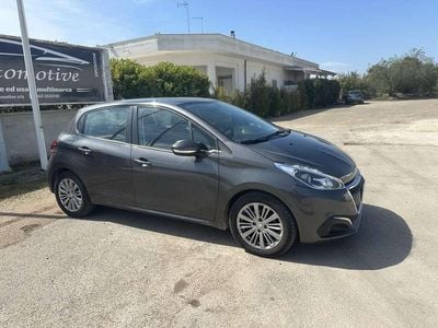 Usata Peugeot 208 Allure 102 CV (75 kW) 2019 Other Utilitaria