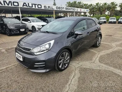 Usata Kia Rio 90 CV (66 kW) 2016 Grigio Utilitaria