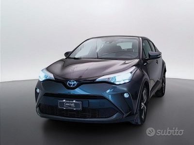 Usata Toyota C-HR Active 98 CV (72 kW) 2021 Grigio SUV