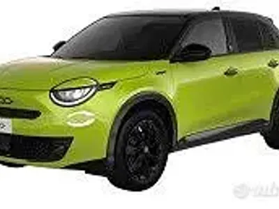 Nuova Fiat 600 Sport 136 CV (100 kW) 2026 Nero SUV