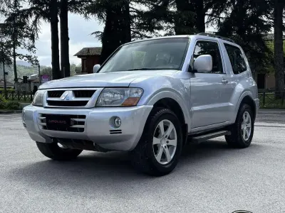 Usata Mitsubishi Pajero 116 CV (85 kW) 2006 Grigio SUV