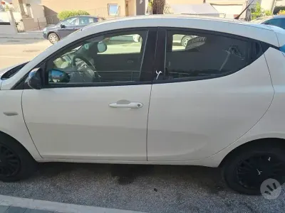 Usata Lancia Ypsilon 85 CV (62 kW) 2014 Utilitaria