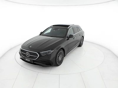 Usata Mercedes 300 AMG Line Premium 313 CV (230 kW) 2024 Grigio Station wagon
