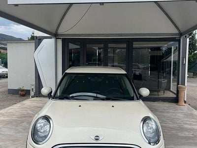 Usata Mini One D Hype 95 CV (69 kW) 2016 Beige Utilitaria