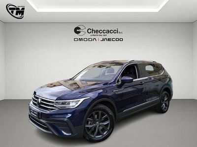 Usata VW Tiguan Allspace Elegance 150 CV (110 kW) 2022 Blu/azzurro SUV