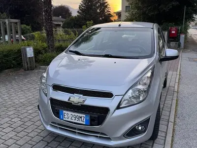 Usata Chevrolet Spark 68 CV (50 kW) 2013 Grigio Utilitaria