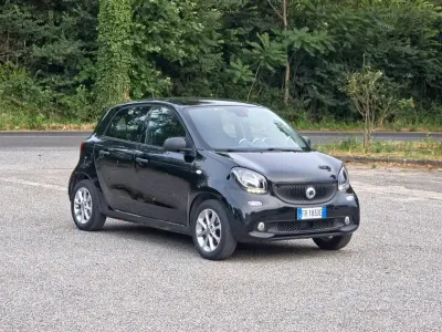Usata Smart ForFour Prime 71 CV (52 kW) 2018 Nero Utilitaria