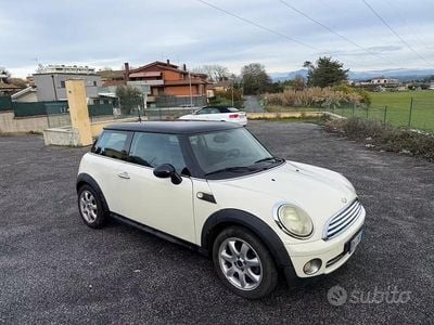 Usata Mini Cooper Clubman Pepper 95 CV (69 kW) 2009 Bianco Station wagon