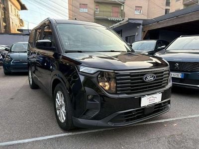 Usata Ford Tourneo Courier Titanium 125 CV (91 kW) 2025 Nero Monovolume