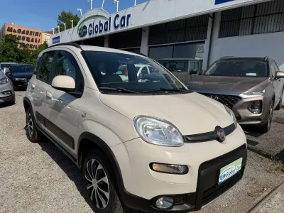 Usata Fiat Panda 4x4 S 75 CV (55 kW) 2013 Beige Utilitaria