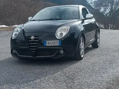 Usata Alfa Romeo MiTo 120 CV (88 kW) 2012 Nero Utilitaria