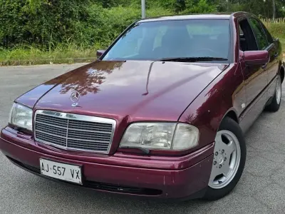Usata Mercedes C250 150 CV (110 kW) 1996 Rosso Berlina