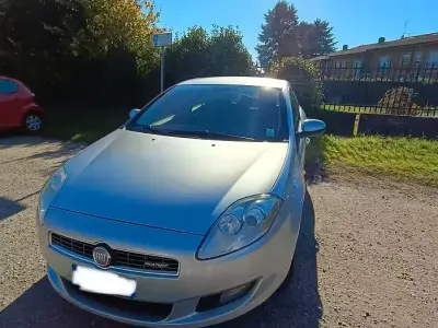 Usata Fiat Bravo Active 120 CV (88 kW) 2007 Grigio Utilitaria
