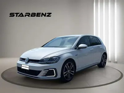 Usata VW Golf VII GTE 150 CV (110 kW) 2017 Argento Berlina