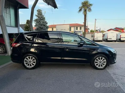 Usata Ford S-MAX Business Edition 150 CV (110 kW) 2016 Nero Monovolume