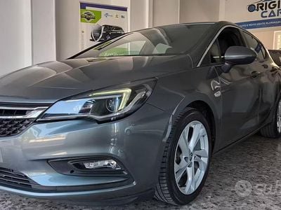Usata Opel Astra Innovation 136 CV (100 kW) 2019 Grigio Berlina