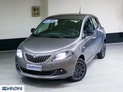 usata Lancia Ypsilon 1.2 69 CV 5 porte GPL Ecochic Neo Patentati