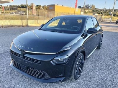 Nuova Lancia Ypsilon 101 CV (74 kW) 2026 Nero Utilitaria