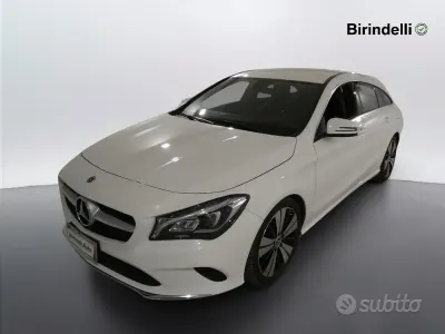 Käytetty Mercedes CLA200 136 HP (100 kW) 2019 Valkoinen Farmari
