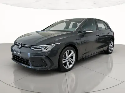Usata VW Golf VIII R-line 131 CV (96 kW) 2024 5k urano grey Berlina