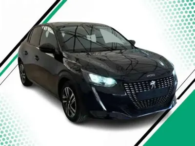 Usata Peugeot 208 Allure 101 CV (74 kW) 2023 Vari colori Utilitaria