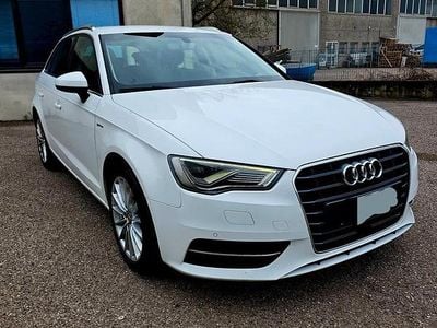 Usata Audi A3 Attraction 110 CV (80 kW) 2016 Bianco Berlina