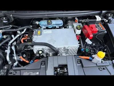 Nuova Renault R5 Urban 11 kW (15 CV) 2026 Nero Utilitaria
