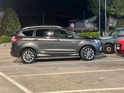 Usata Ford Kuga Vignale 150 CV (110 kW) 2017 SUV