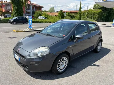Occasion Fiat Punto Lounge 69 ch (50 kW) 2015 Gris Citadine