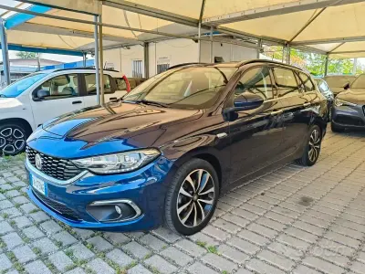 Usata Fiat Tipo Lounge 120 CV (88 kW) 2019 Bluazzurro Station wagon