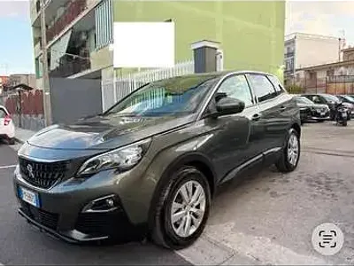 Usata Peugeot 3008 Business-Line 120 CV (88 kW) 2017 Marrone SUV