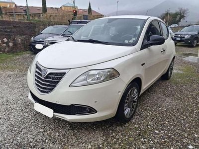 Usata Lancia Ypsilon S 69 CV (50 kW) 2011 Bianco Utilitaria
