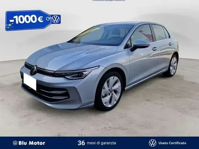 Usata VW Golf VIII Style 150 CV (110 kW) 2025 Dolomite silver metallizzato Berlina