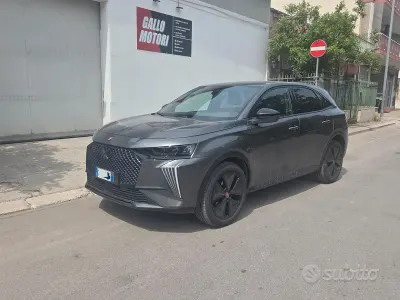 Gebraucht DS Automobiles DS7 Crossback Performance 131 PS (96 kW) 2023 Grau SUV