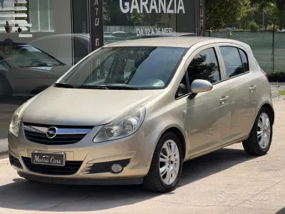 Usata Opel Corsa 80 CV (58 kW) 2008 Beige Utilitaria