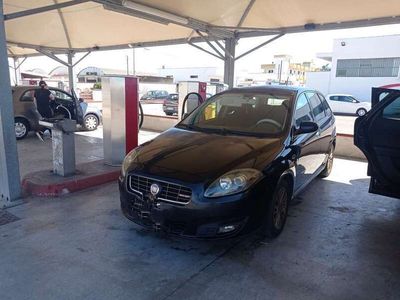 Usata Fiat Croma 150 CV (110 kW) 2009 Nero Station wagon