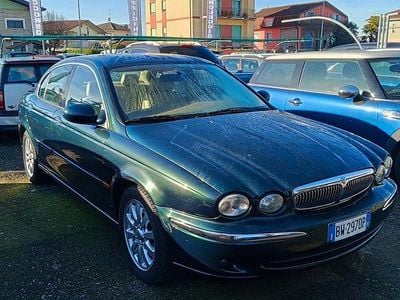 Usata Jaguar X-type Executive 196 CV (144 kW) 2001 Verde Berlina