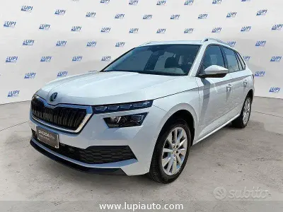 Usata Skoda Kamiq Style 110 CV (80 kW) 2021 Bianco SUV