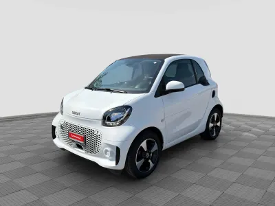 Usata Smart ForTwo Electric Drive Passion 41 kW (56 CV) 2022 White con tridion white