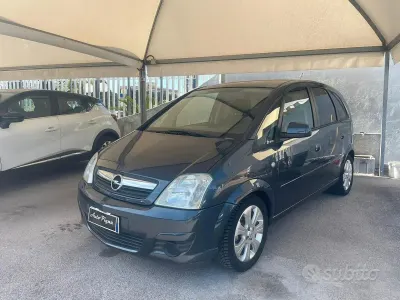 Usata Opel Meriva Cosmo 90 CV (66 kW) 2008 Bluazzurro Monovolume