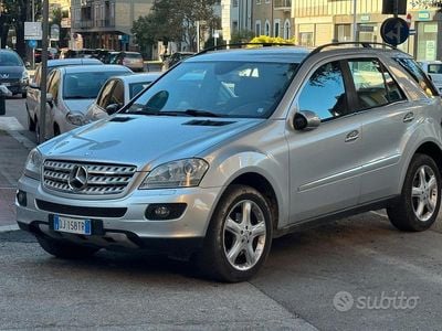 Mercedes ML320