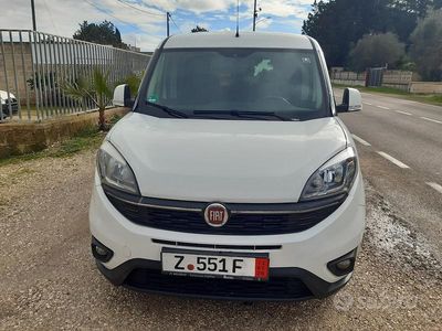 Usata Fiat Doblò 105 CV (77 kW) 2016 Bianco Monovolume
