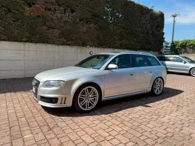 Usata Audi RS4 Sport 420 CV (308 kW) 2007 Grigio Station wagon