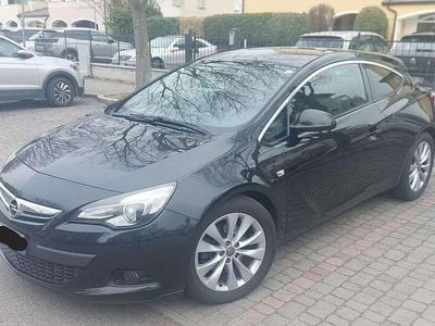 Usata Opel Astra GTC Cosmo 131 CV (96 kW) 2013 Coupé