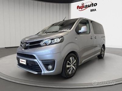 Usata Toyota Proace Verso Executive 120 CV (88 kW) 2020 Grigio Station wagon