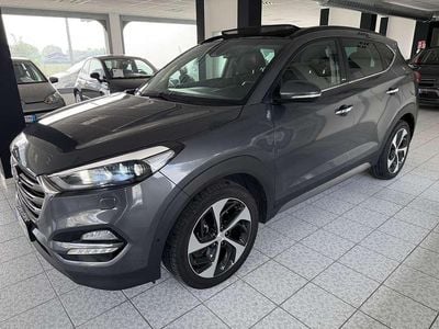 Usata Hyundai Tucson Xpossible 136 CV (100 kW) 2015 Grigio SUV